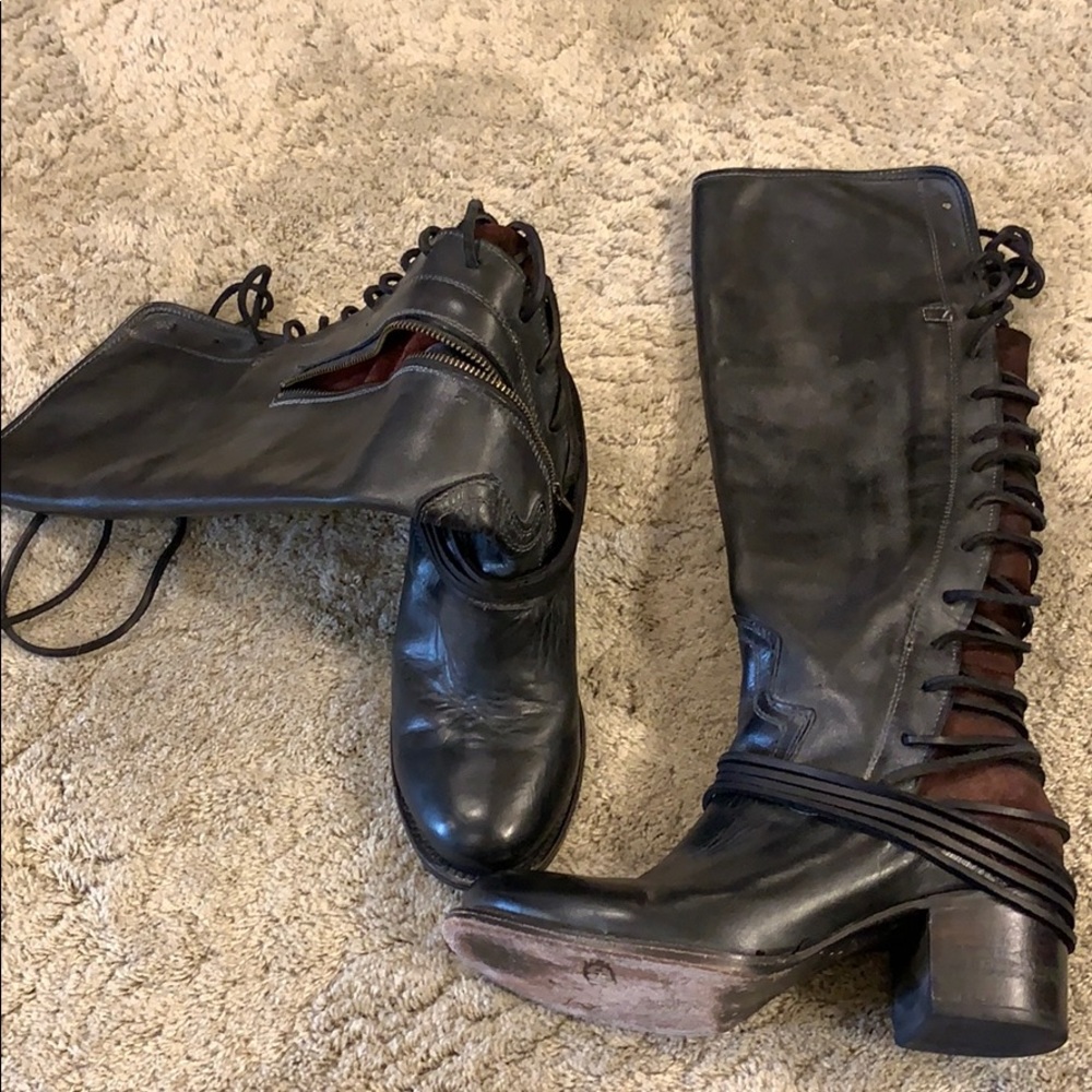 Freebird Coal size 9 Boots